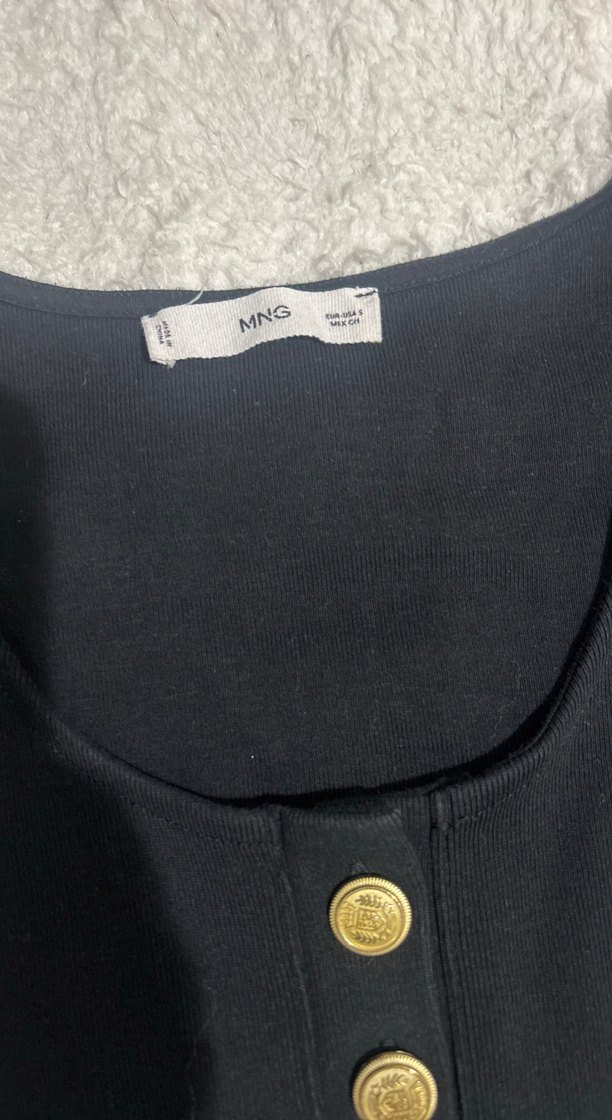 Siyah Düğmeli Kadın Crop Atlet - Görsel 2