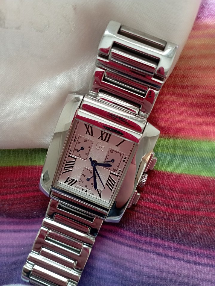 Guess Kol Saati - Görsel 2