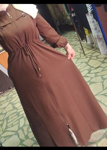 Kahverengi Uzun Rahat Kesim Elbise