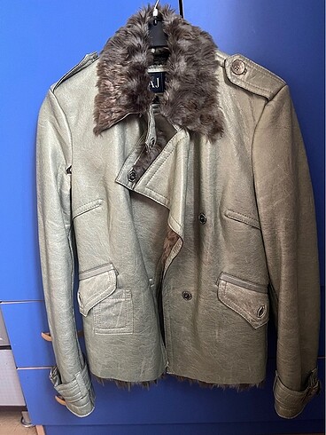 Armani kürklü mont