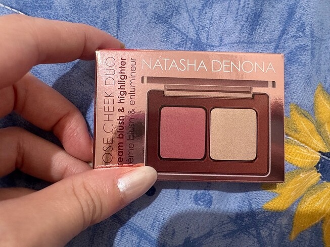 Natasha Denona Allık
