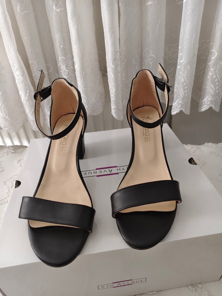 Klasik Siyah Tokalı Topuklu Kadın Ayakkabısı - Görsel 2