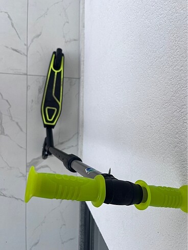 Joie İki üç kez kullanılmış scooter