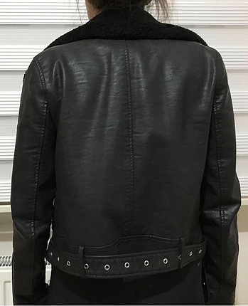 xs Beden siyah Renk Zara deri ceket