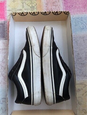 vans deri
