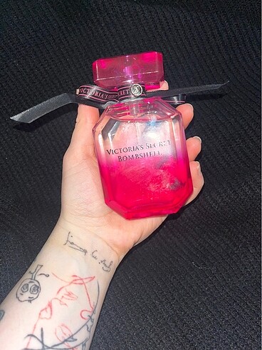 Victoria's Secret Bombshell