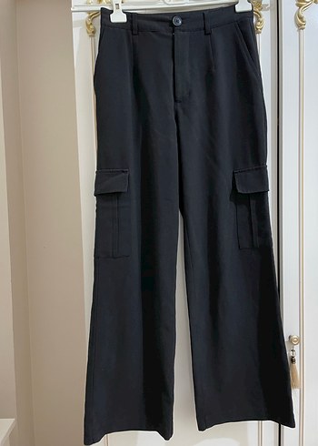 Kadın Siyah Kemer Detaylı Kumaş Pantolon - Görsel 2