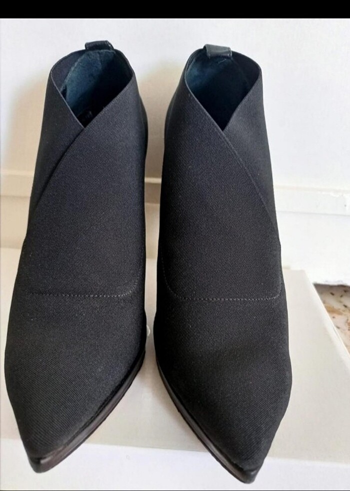 Topuklu ayakkabı - Görsel 4