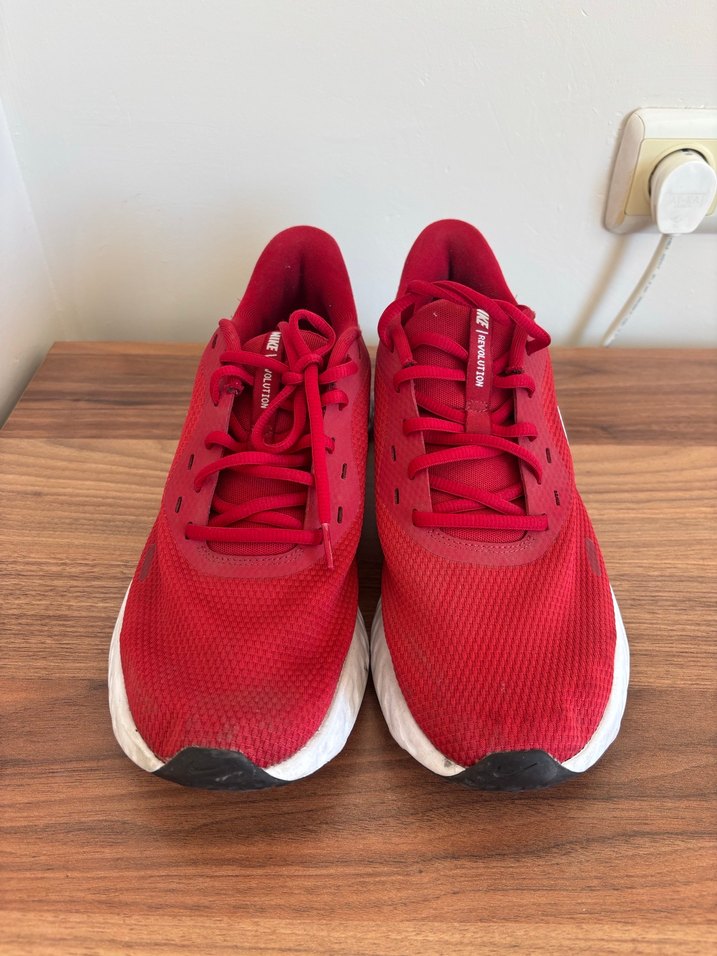 Erkek Kırmızı Orjinal Nike Koşu ve Antrenman Ayakkabısı - Görsel 3