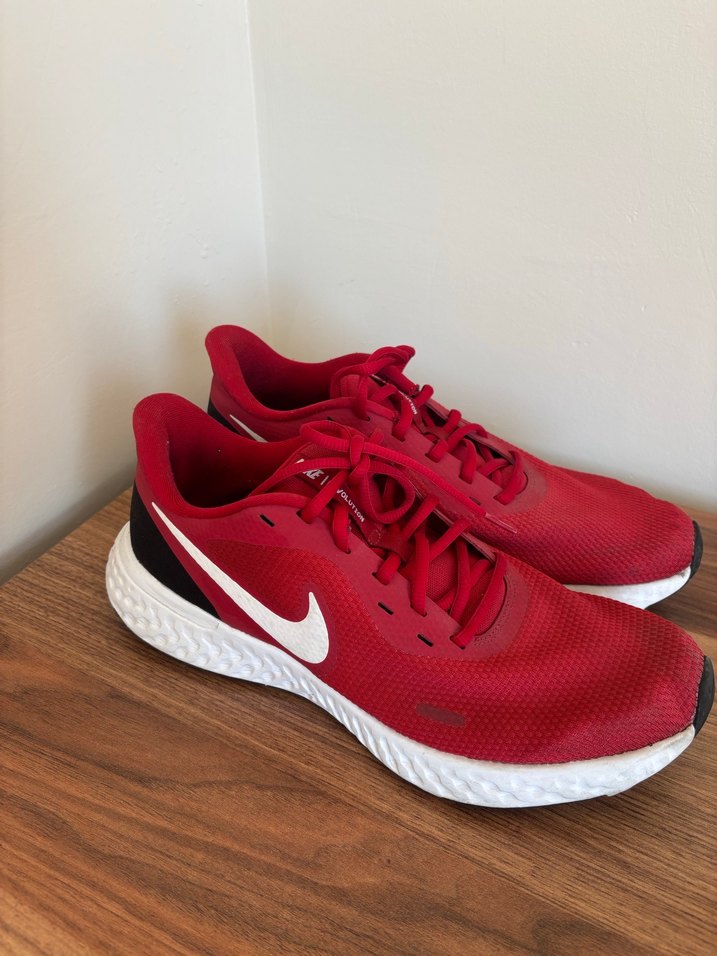 Erkek Kırmızı Orjinal Nike Koşu ve Antrenman Ayakkabısı - Görsel 2