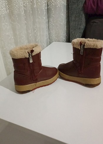 Kız Çocuk Kahverengi Kürklü Deri Bot - Görsel 3