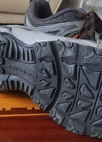 Newbalance ayakkabı 42 numara 26.5 cm
