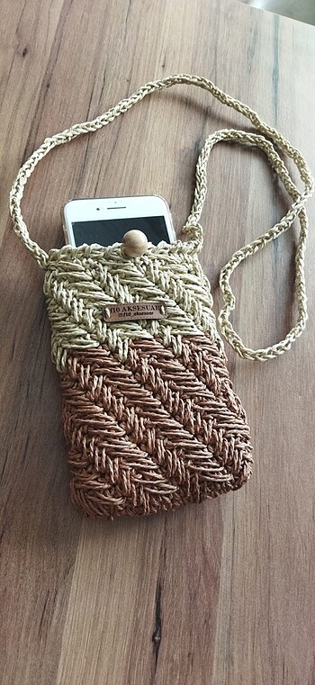 Hasır telefon çantası