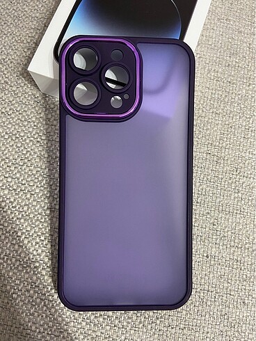 İphone 14 Pro Max Parlak Metal Detaylı Mat Buzlu Kılıf