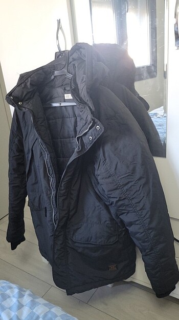 13-14 Yaş Beden siyah Renk H&m az kullanılmış siyah mont
