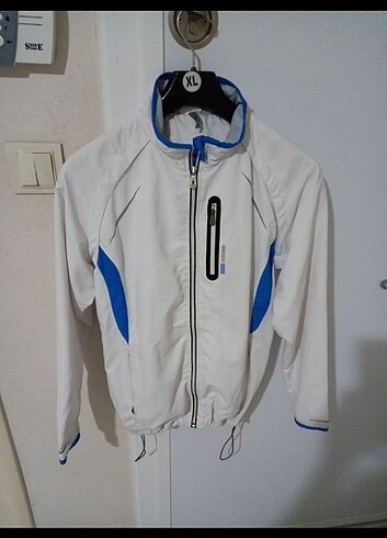 Adidas esofman üstü 
