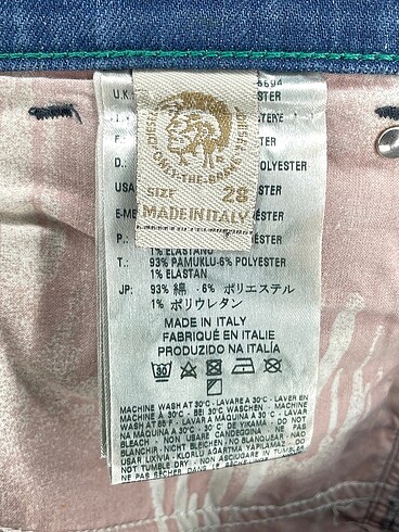 28 Beden çeşitli Renk Diğer Jean / Kot %70 İndirimli.