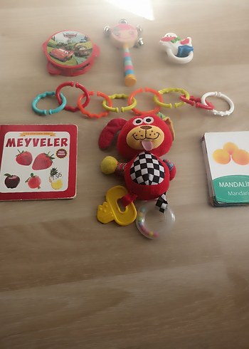 eğitici çeşitli oyuncaklar