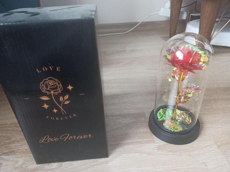 Led Işıklı Cam Fanus İçinde Gül Dekor - Görsel 5