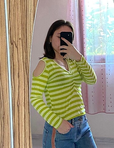 Diğer Kol dekolteli bluz