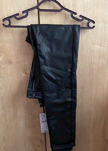 Kadın Siyah Deri Biker Pantolon - Görsel 2