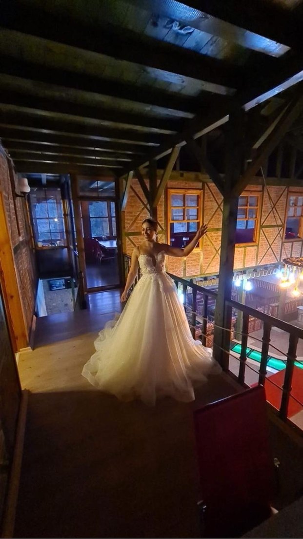 İnce Askılı Straplez A Kesim Gelinlik - Görsel 5