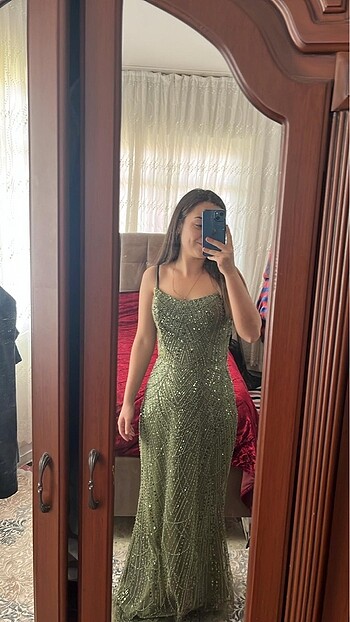 s Beden İşlemeli Haki abiye