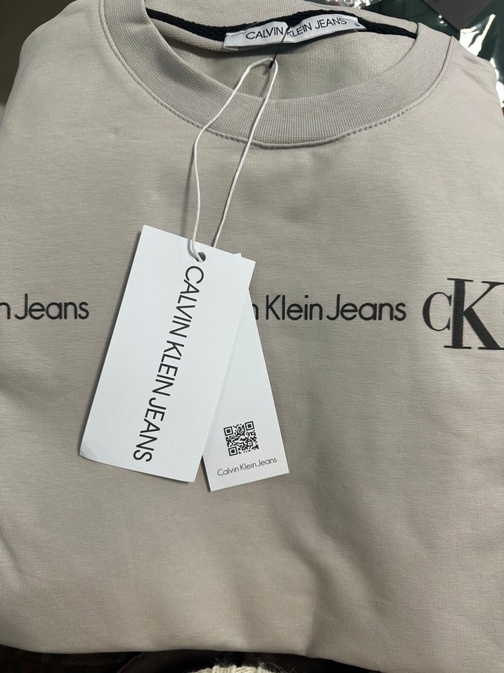 Calvin Klein Sweatshirt - Görsel 3