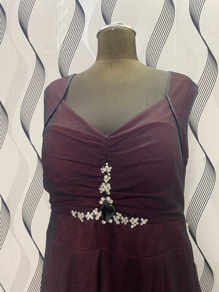 Bordo Uzun Drapeli Kadın Abiye Elbise - Görsel 3