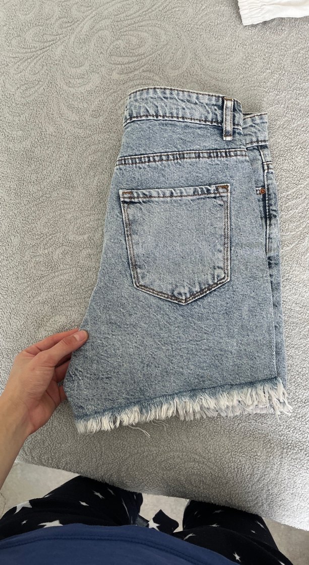 Kot Bol Kesim Mini Denim Şort - Görsel 3