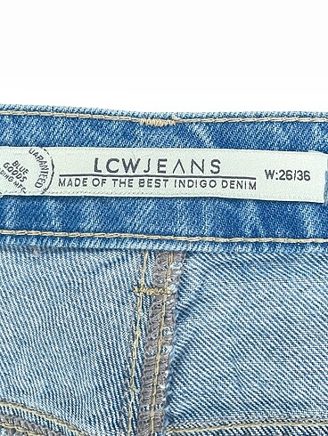 26 Beden mavi Renk LC Waikiki Jean / Kot %70 İndirimli.