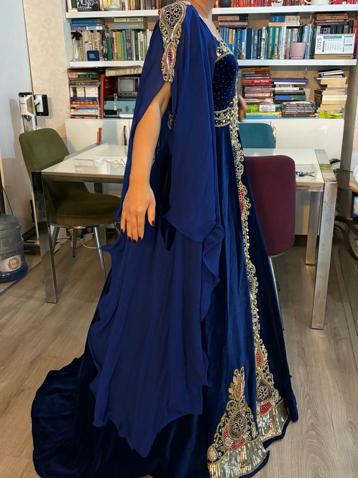 Uzun Kollu Straplez Mavi Kaftan Elbise - Görsel 3