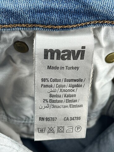 universal Beden mavi Renk Mavi Jeans Jean / Kot %70 İndirimli.