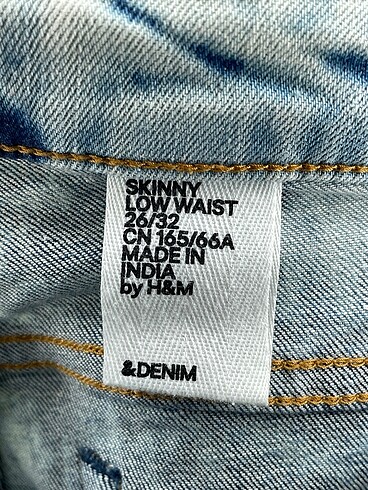 26 Beden mavi Renk H&M Jean / Kot %70 İndirimli.