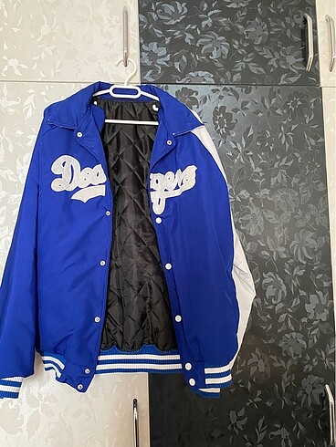 Mevsimlik bomber