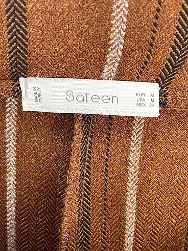 m Beden çeşitli Renk Saten Kumaş Pantolon %70 İndirimli.