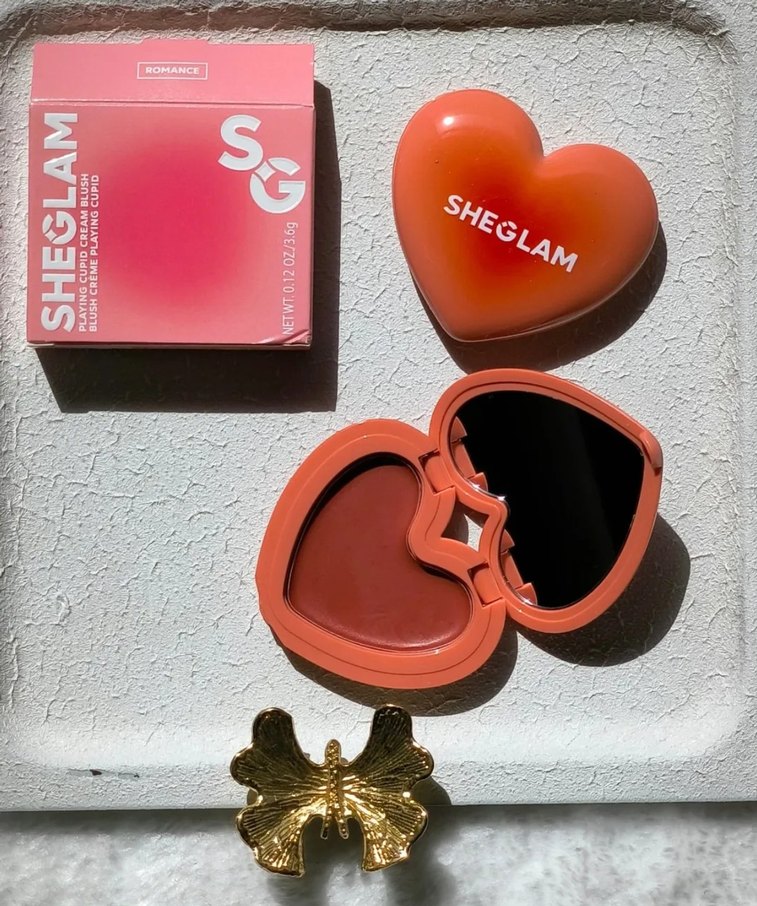 Kalp Şekilli Pembe Allık SHEGLAM - Görsel 2