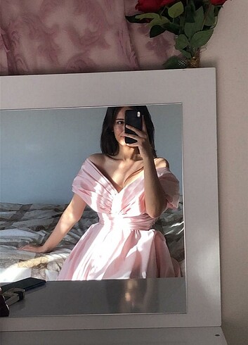 Pembe uzun abiye 