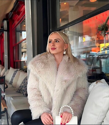 Diğer Zara model kürk