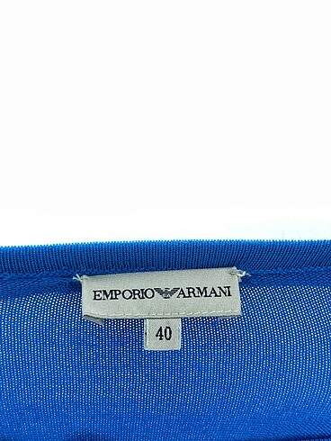 40 Beden mavi Renk Emporio Armani Hırka %70 İndirimli.