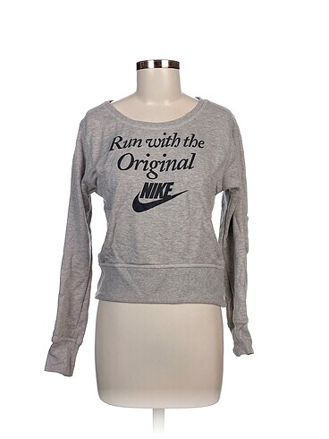 Nike Sweatshirt %70 İndirimli.