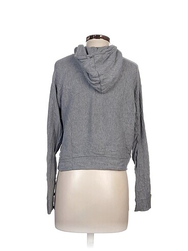 m Beden Pull and Bear Sweatshirt %70 İndirimli.