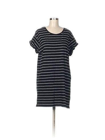 H&M Günlük Elbise %70 İndirimli.