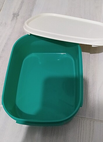 Tupperware Tupperware saklama kabı 