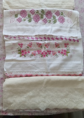 İşlemeli Beyaz Havlu Seti - Görsel 8