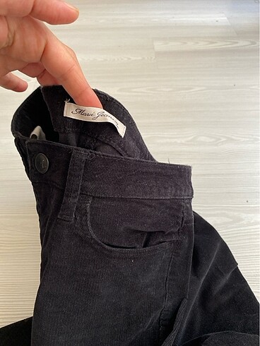28 Beden Mavi jeans kadife pantolon