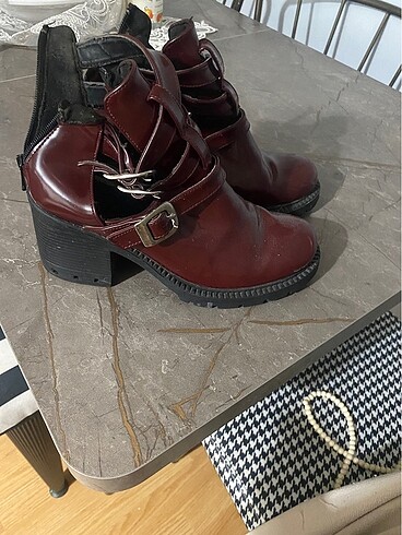 Yeni sezon model aldım 2 kere giydim