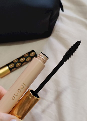 Gucci Maskara - Koyu Renk