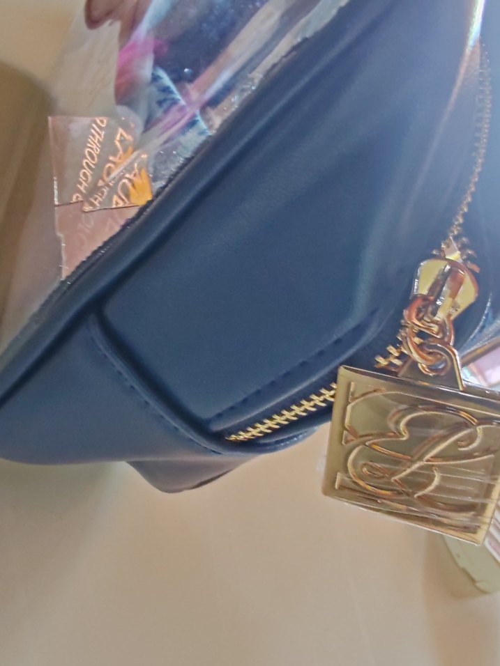 Estée Lauder Makyaj Çantası - Görsel 3