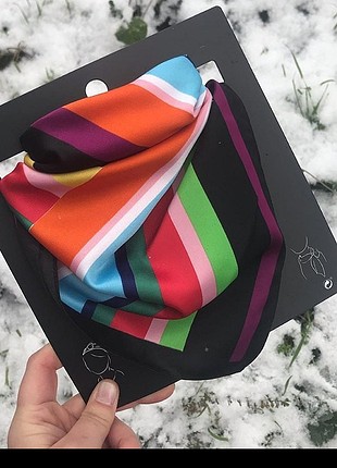 diğer Beden ZARA IHRAÇ FAZLASI FULAR 55 /55 CM
